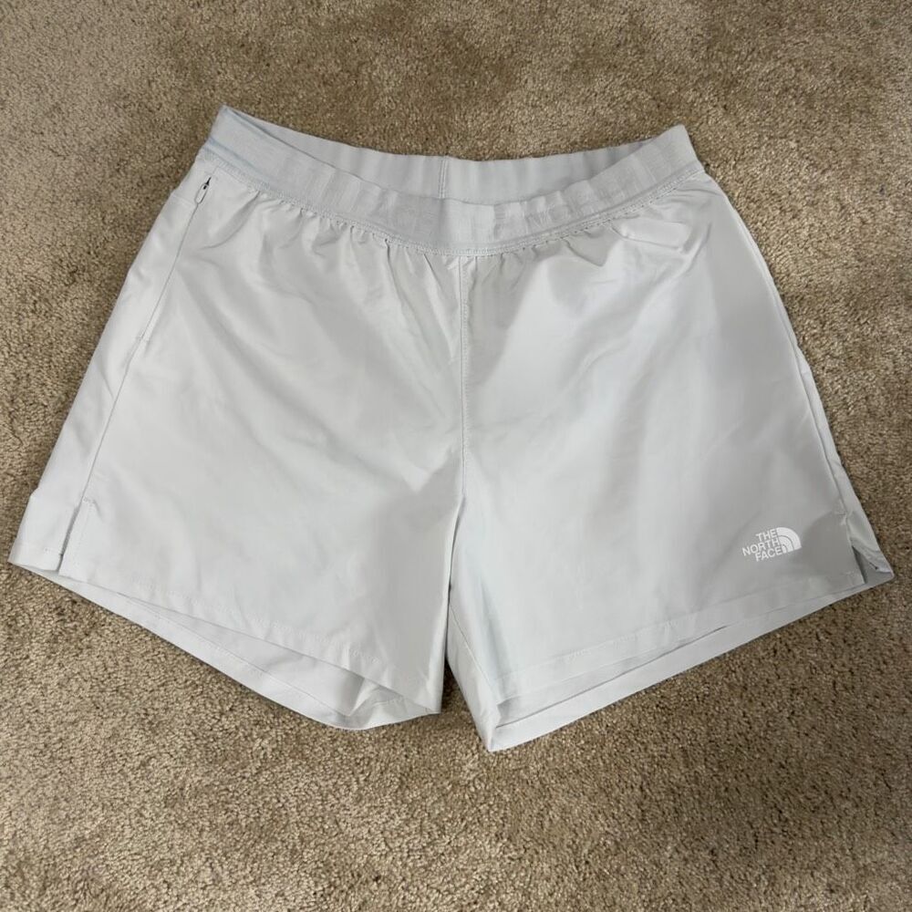 North Face lined shorts size M